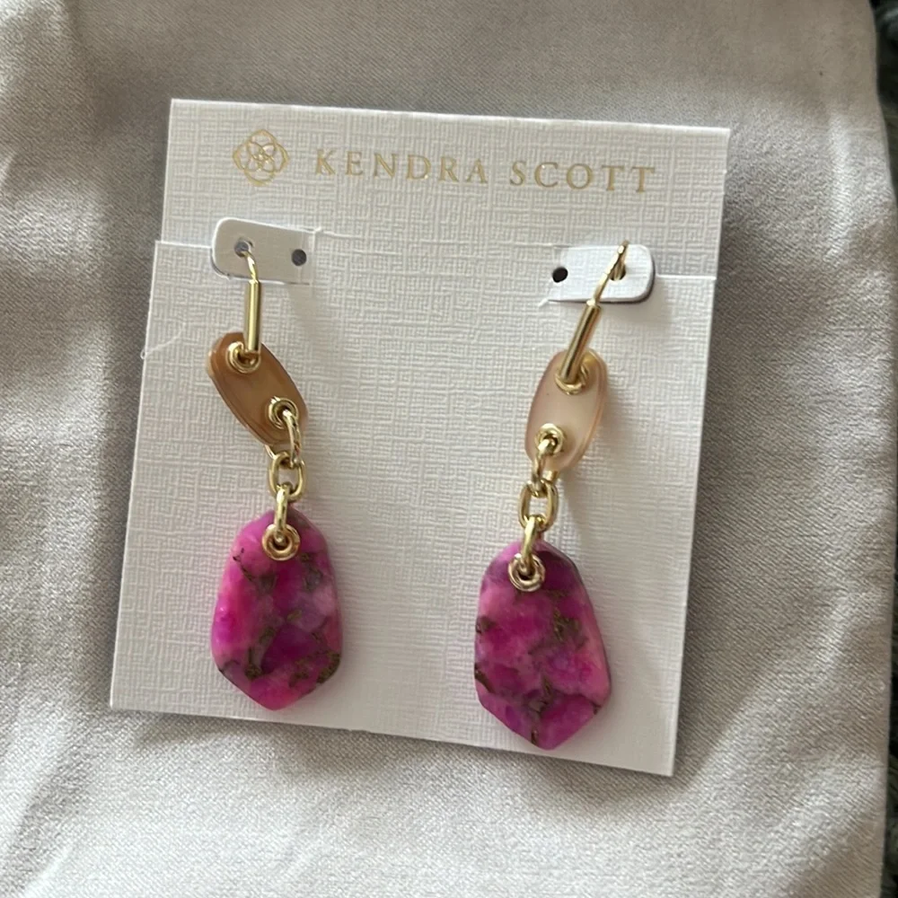 🌸🌸authentic Kendra Scott earrings 🌸🌸 - Picture 2 of 2
